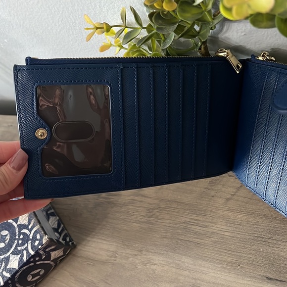 Wallet - Picture 7 of 10